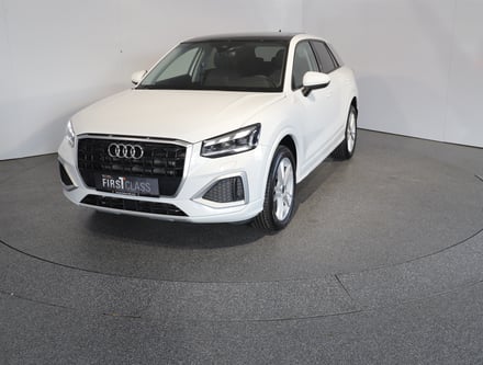 Audi Q2 35 TFSI admired