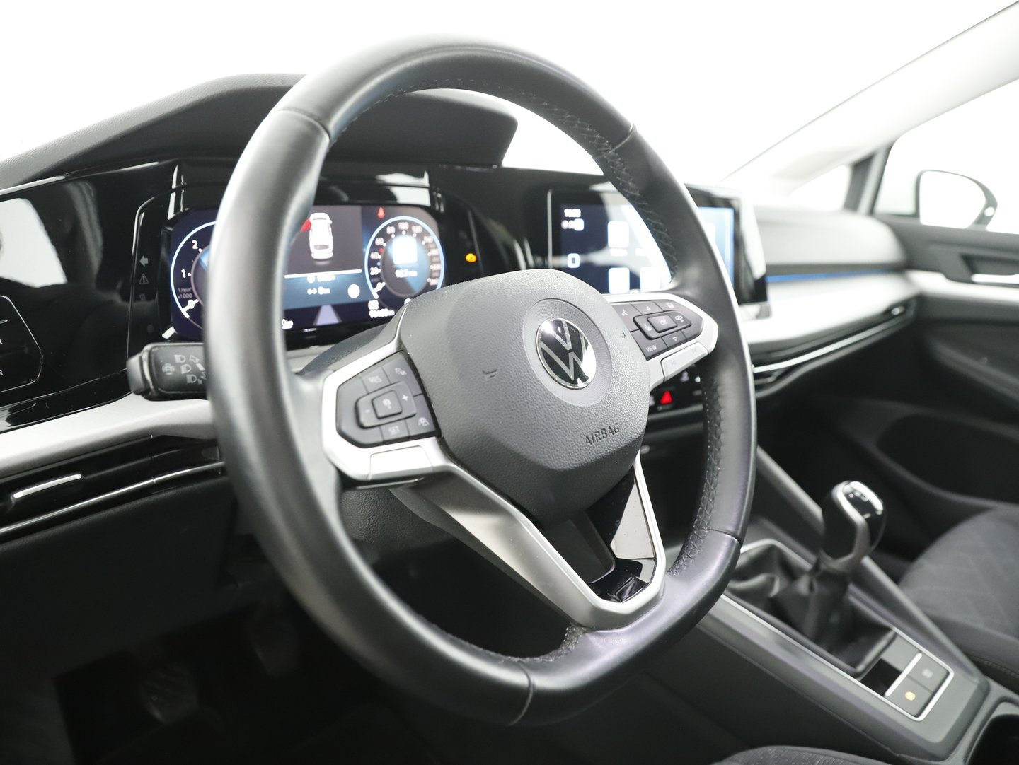 VW Golf Variant 2,0 TDI Life | Bild 15 von 28