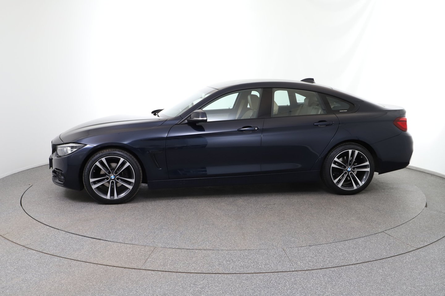 BMW 418d Gran Coupe Aut. | Bild 2 von 29