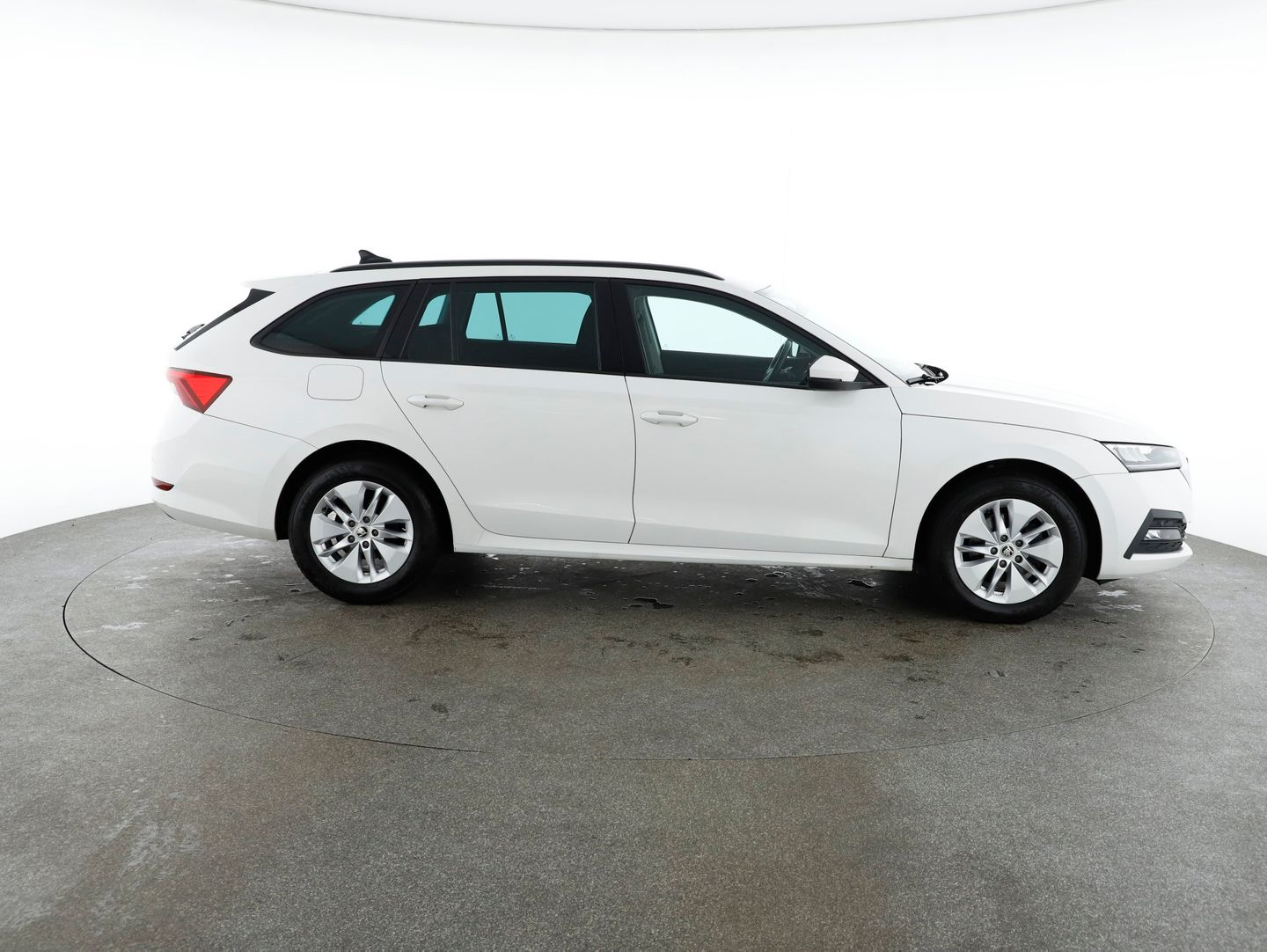 Škoda OCTAVIA Combi Business TDI | Bild 7 von 27