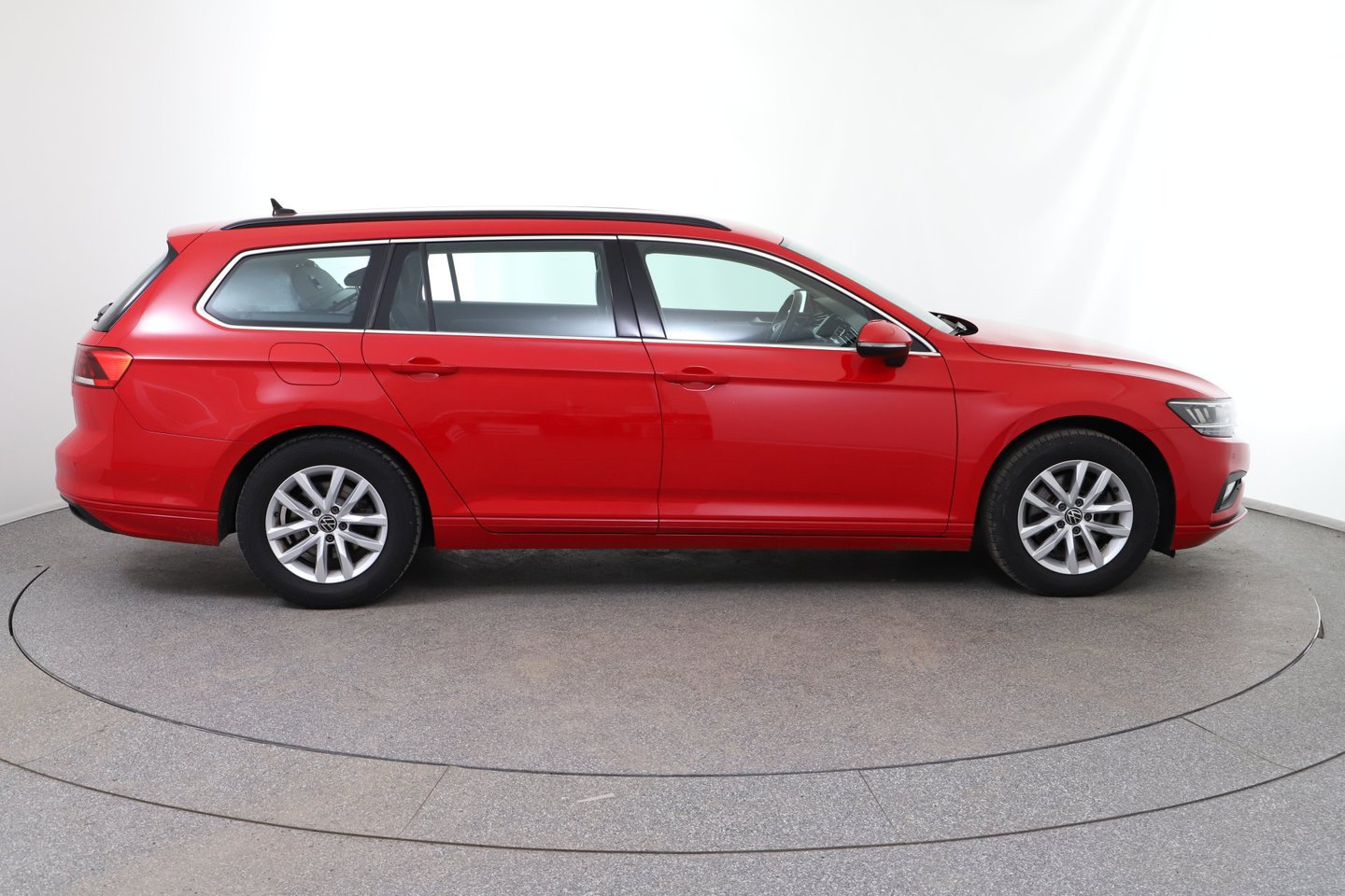 VW Passat Variant Business TDI DSG | Bild 6 von 26