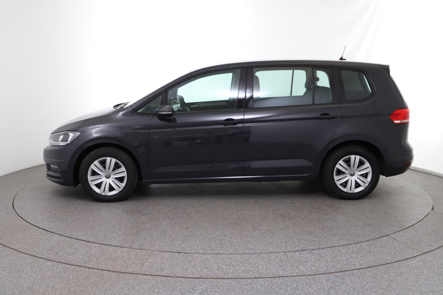 VW Touran TDI | Bild 2 von 24