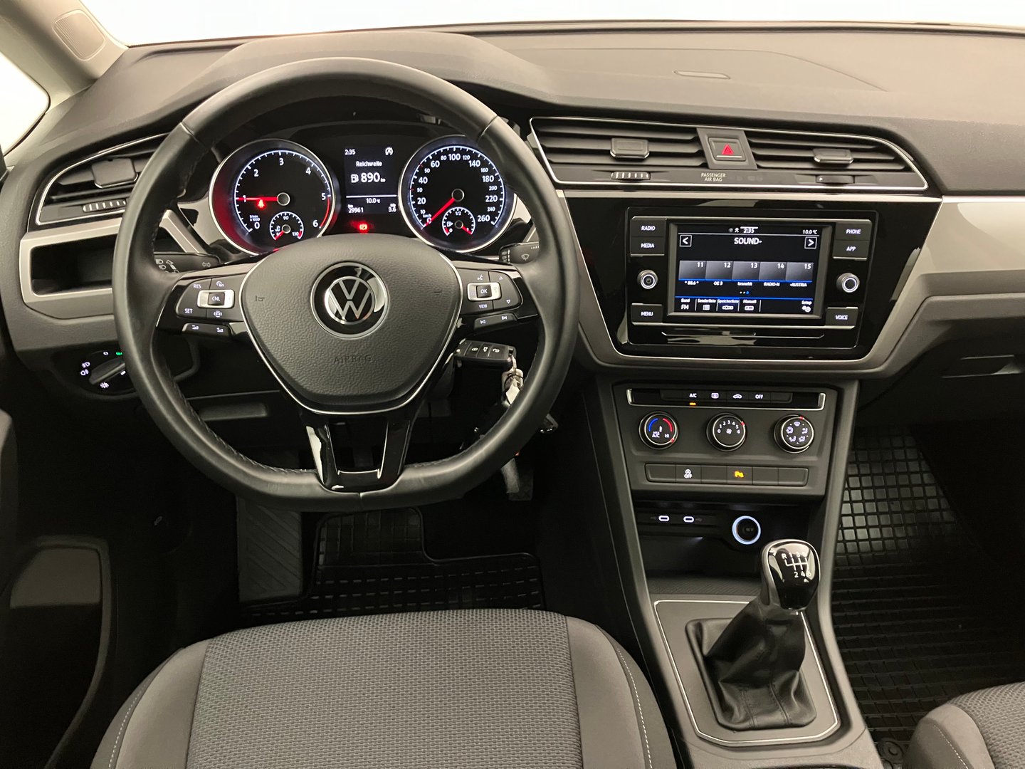 VW Touran TDI | Bild 11 von 24