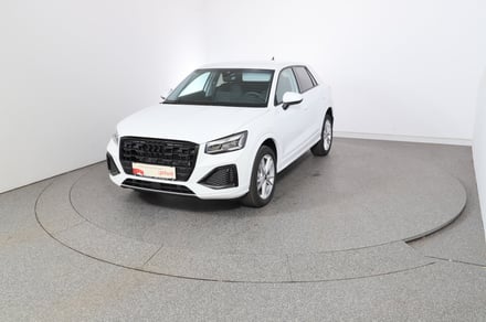 Audi Q2 30 TFSI admired