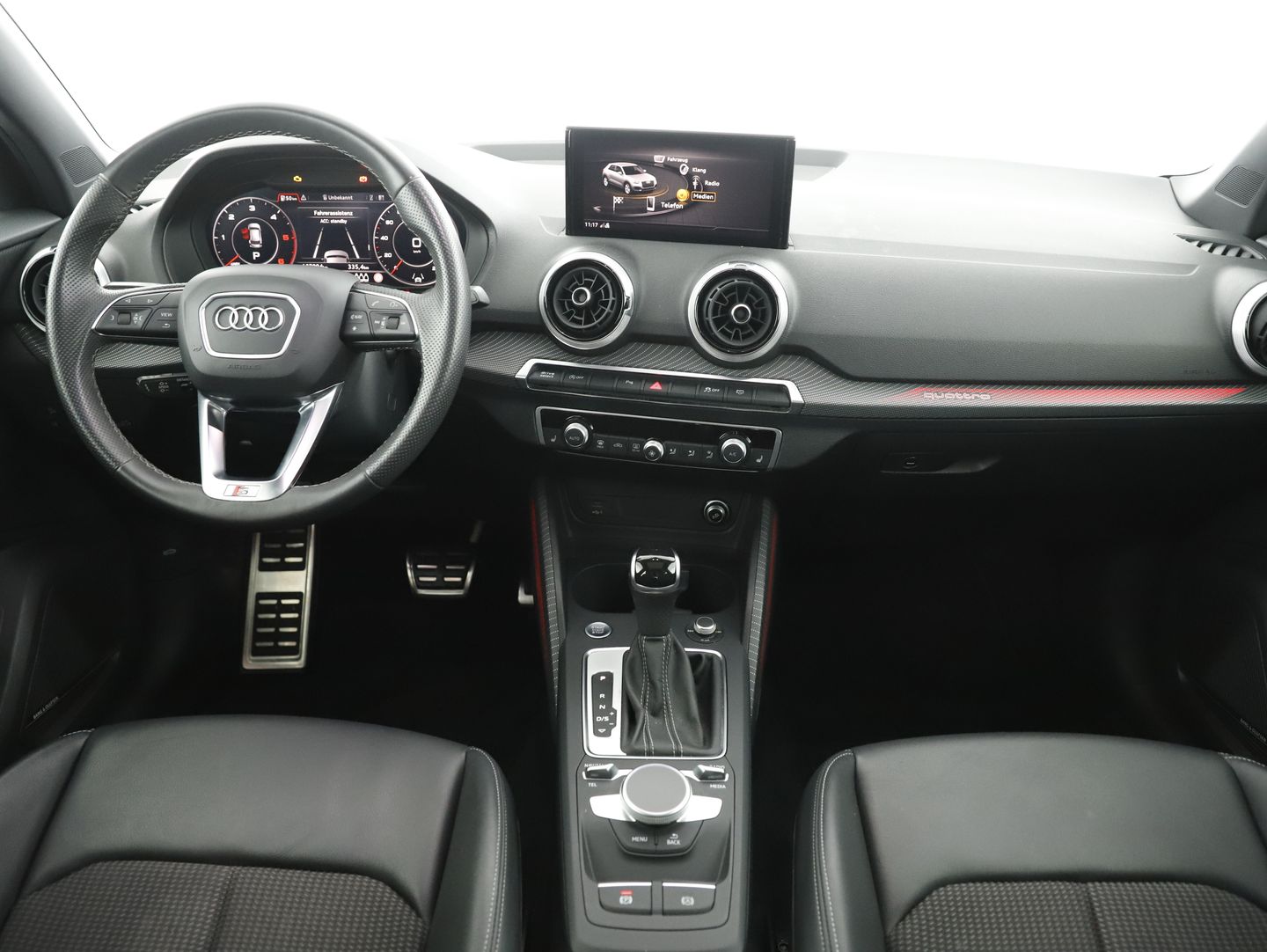 Audi Q2 35 TDI quattro intense S-tronic | Bild 10 von 22