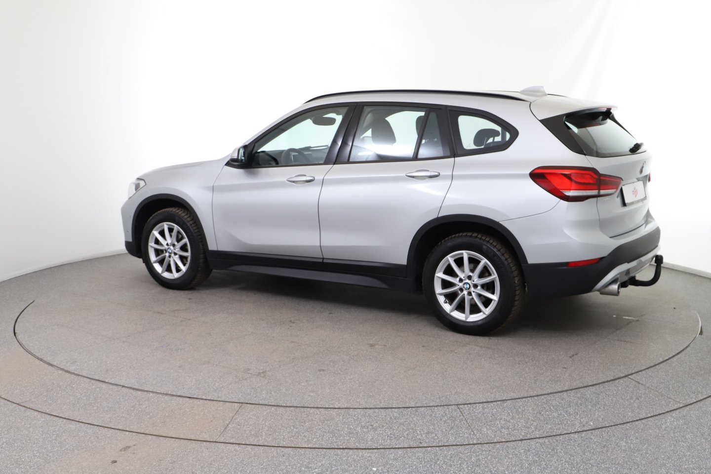 BMW X1 sDrive16d | Bild 3 von 29