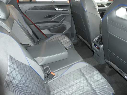 Bild eines VW Tiguan R-Line eTSI DSG