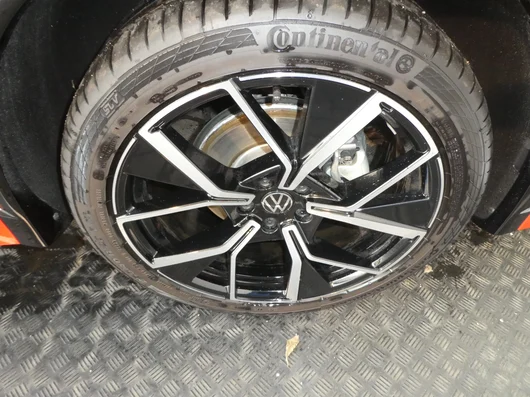 Bild eines VW Tiguan R-Line eTSI DSG