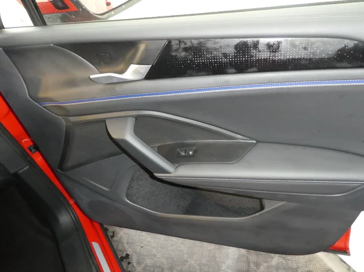 Bild eines VW Tiguan R-Line eTSI DSG