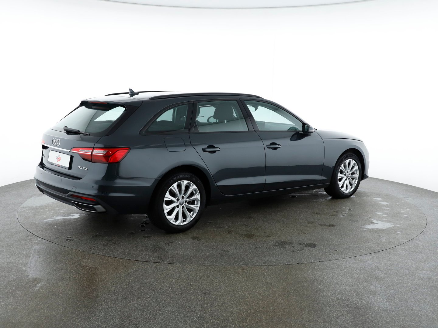 Audi A4 Avant 30 TDI | Bild 5 von 26