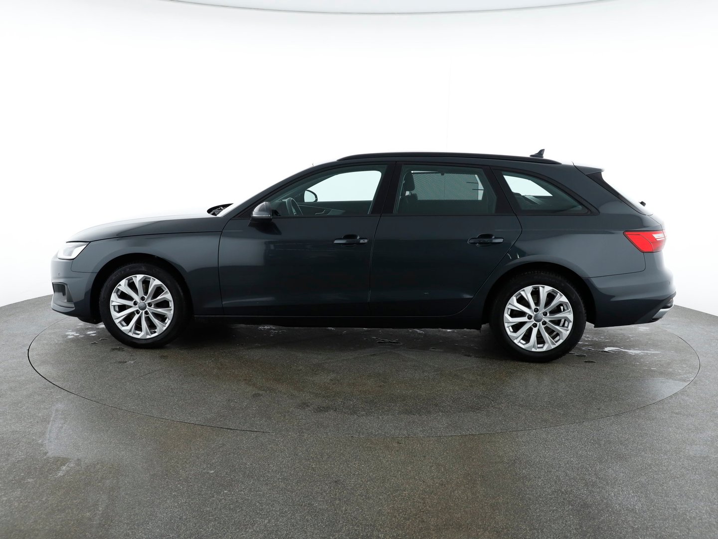 Audi A4 Avant 30 TDI | Bild 8 von 26