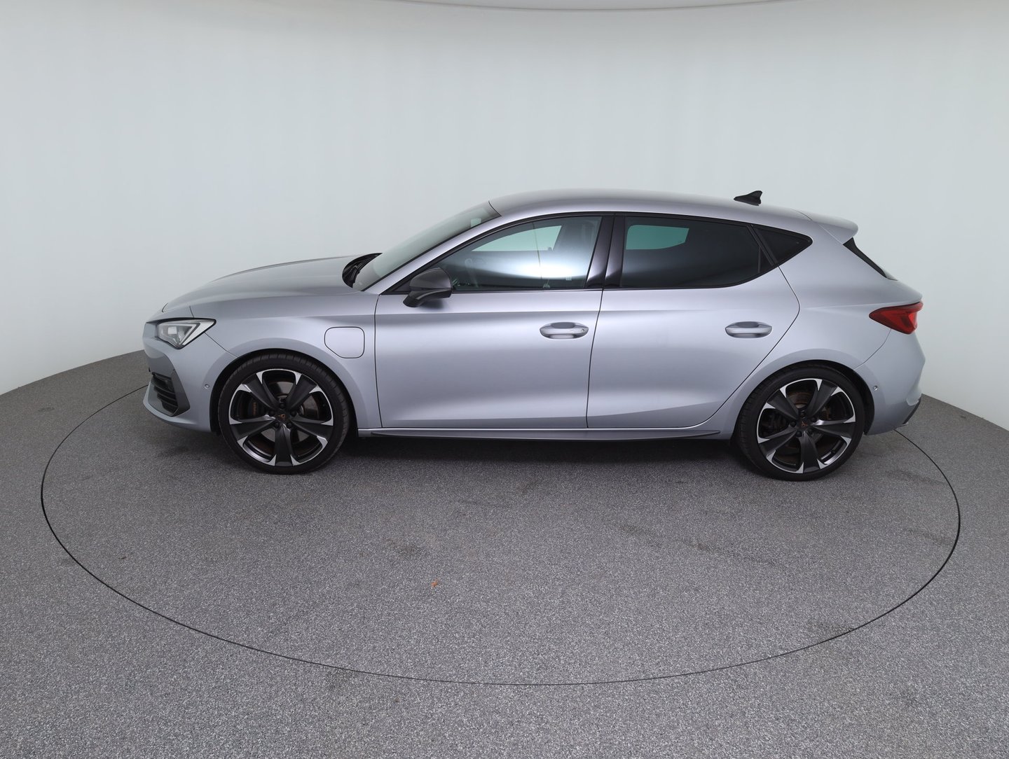 CUPRA Leon VZ eHYBRID 180/245 | Bild 4 von 16