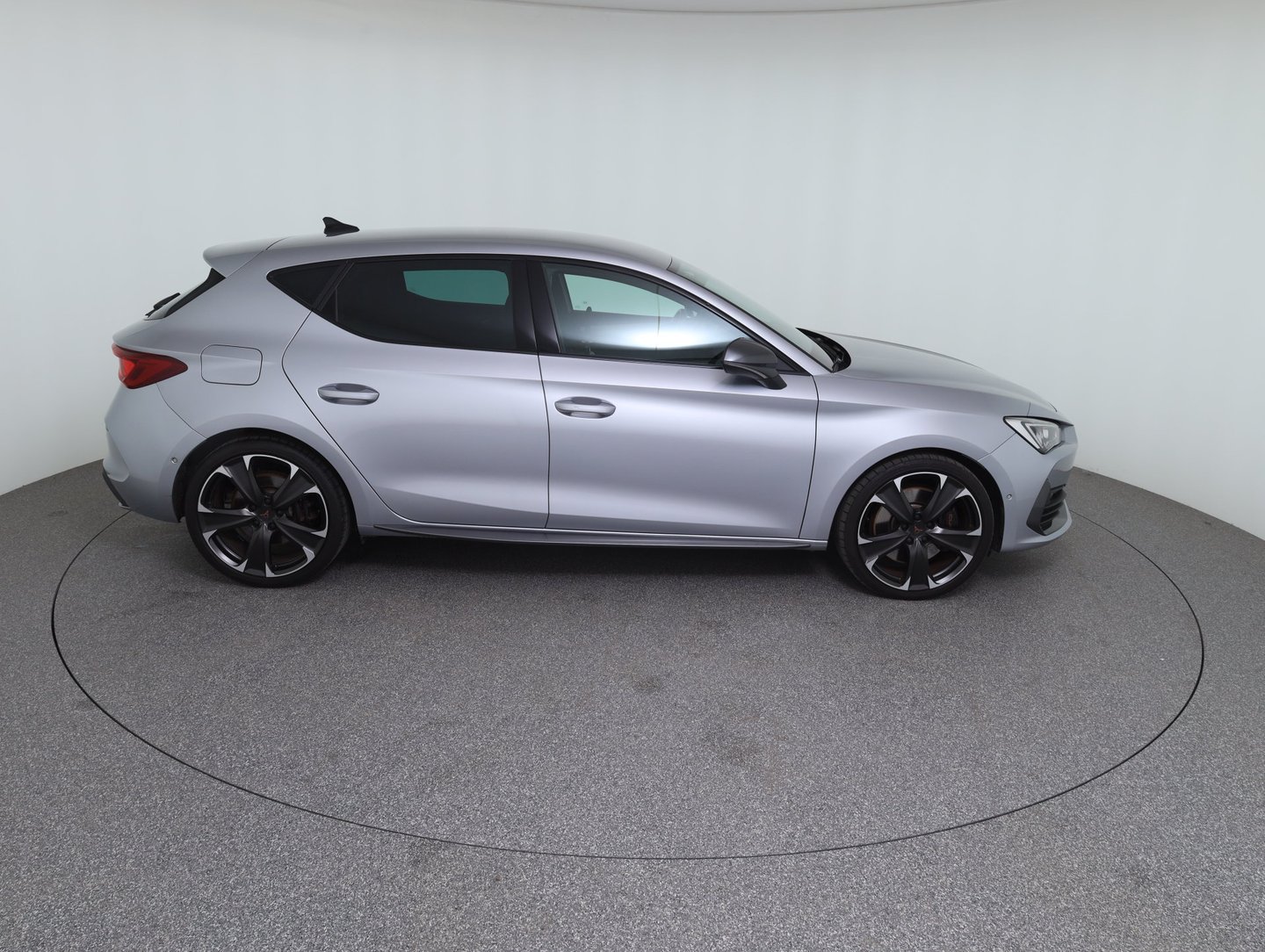 CUPRA Leon VZ eHYBRID 180/245 | Bild 4 von 8