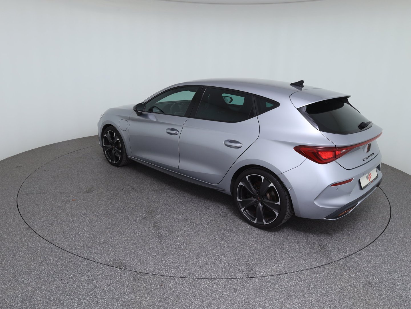 CUPRA Leon VZ eHYBRID 180/245 | Bild 8 von 16