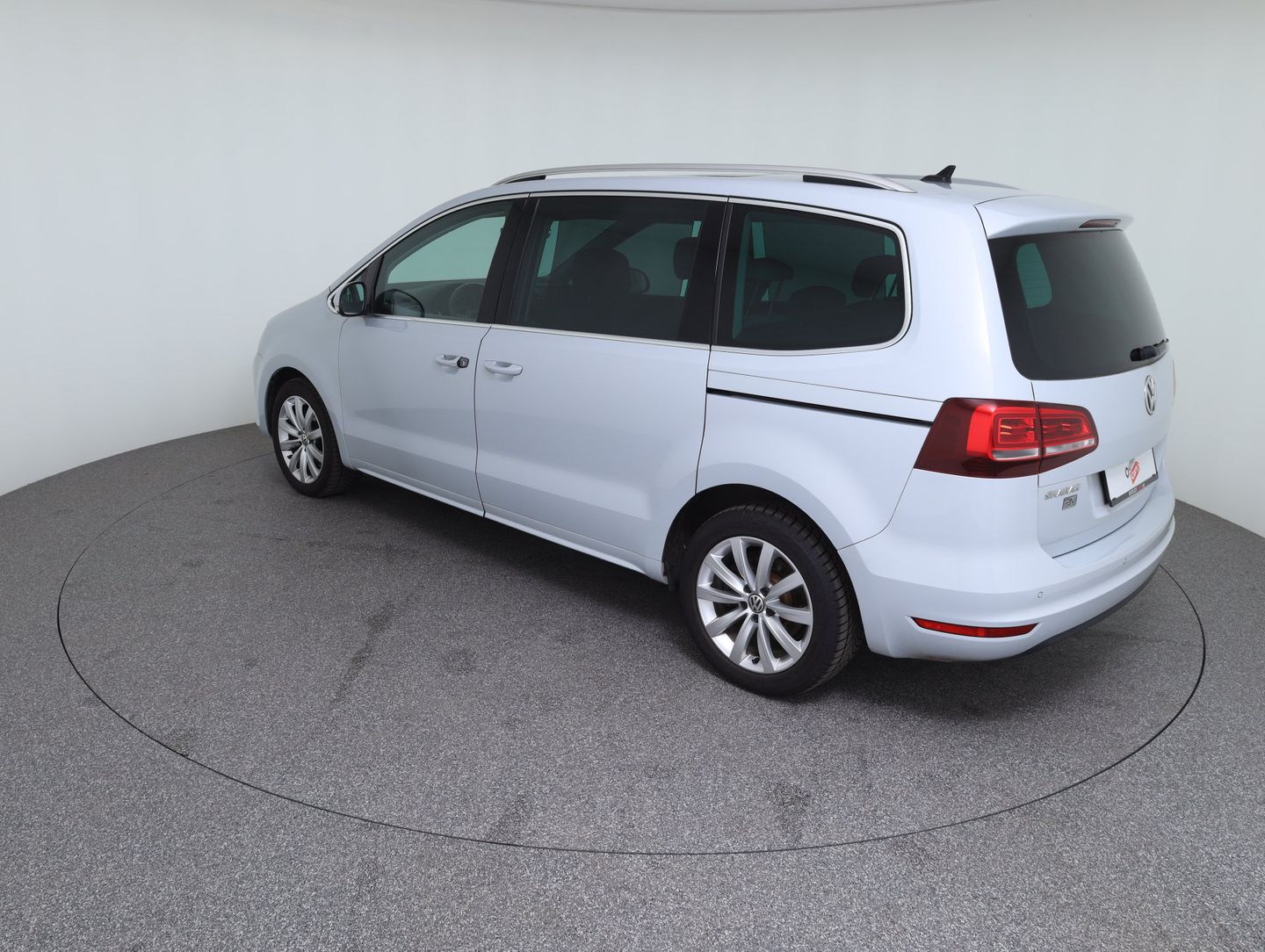 VW Sharan Business+ TDI SCR 5-Sitzer | Bild 7 von 14