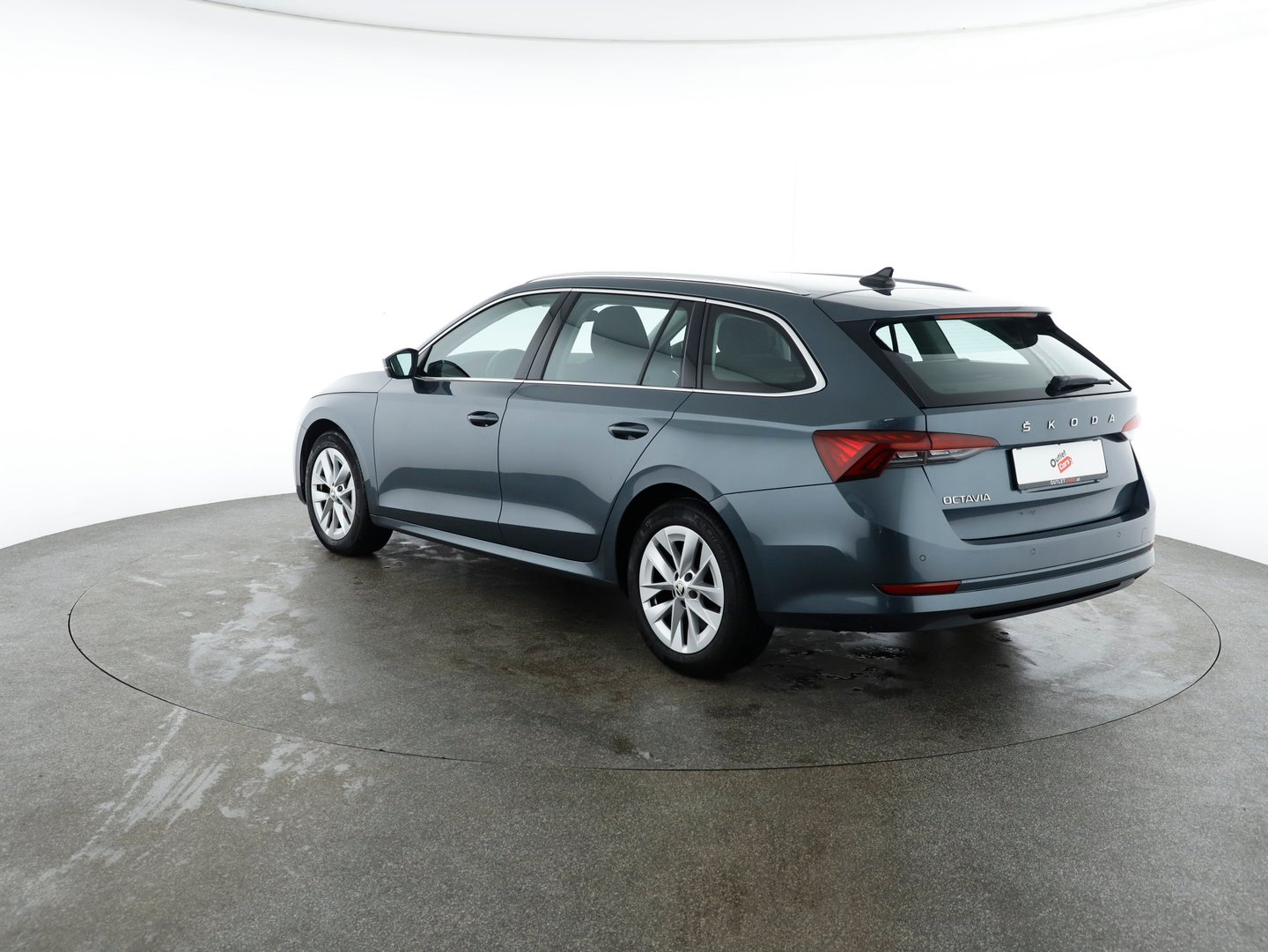 Škoda OCTAVIA Combi Style TDI DSG | Bild 2 von 18