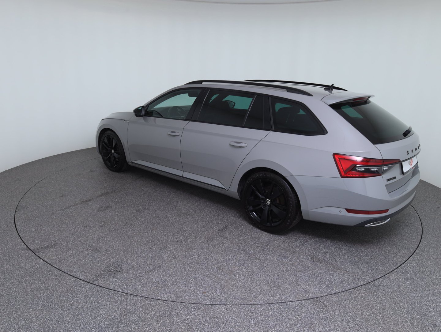 Škoda SUPERB Combi SPORTLINE TDI | Bild 7 von 14