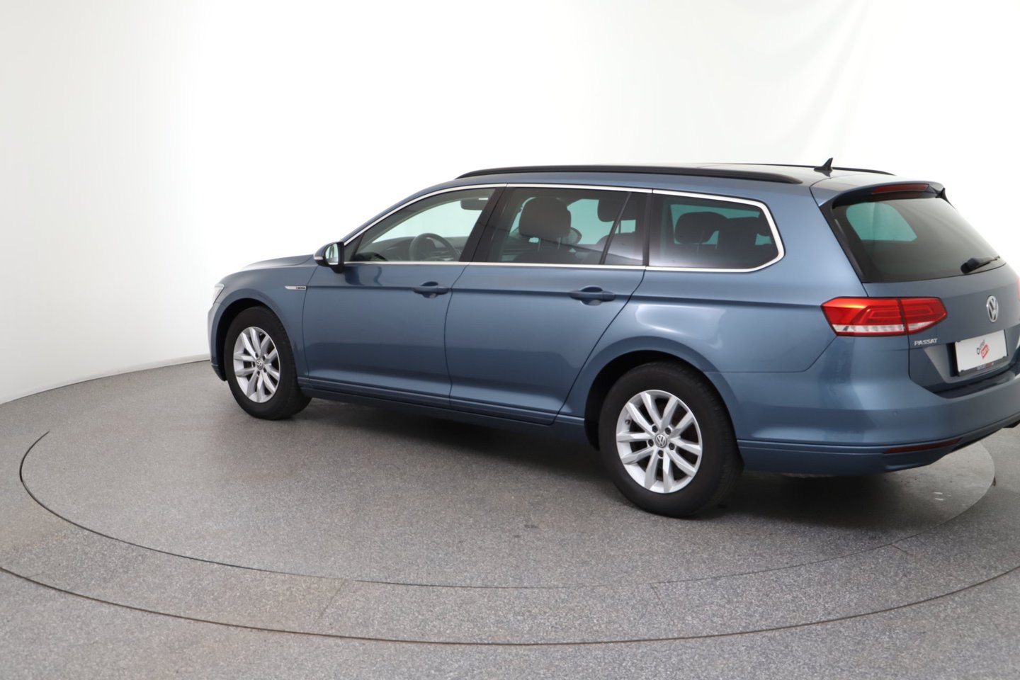 VW Passat Trendline TDI | Bild 3 von 30