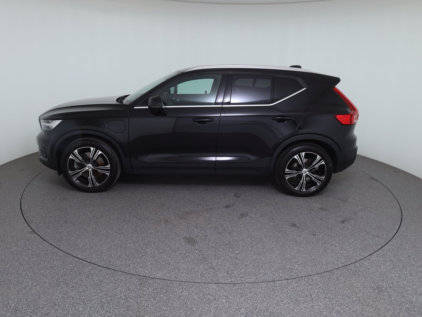 Volvo XC40 T5 Hybrid Twin Engine PHEV FWD Inscription Aut. | Bild 8 von 14