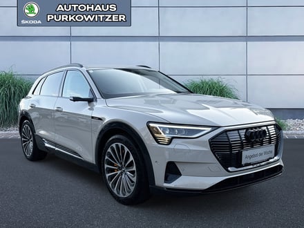 Audi e-tron 55 quattro advanced