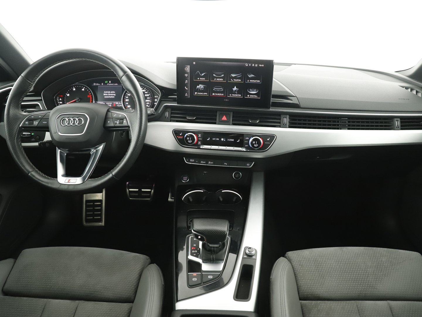 Audi A4 Avant 30 TDI S line | Bild 5 von 24