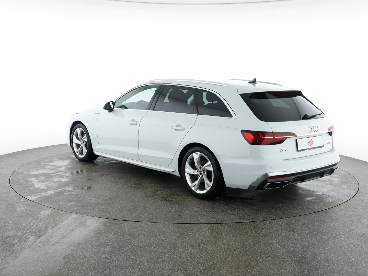 Audi A4 Avant 30 TDI S line | Bild 2 von 24