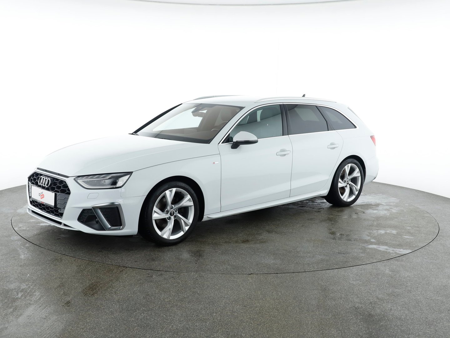 Bild eines Audi A4 Avant 30 TDI S line