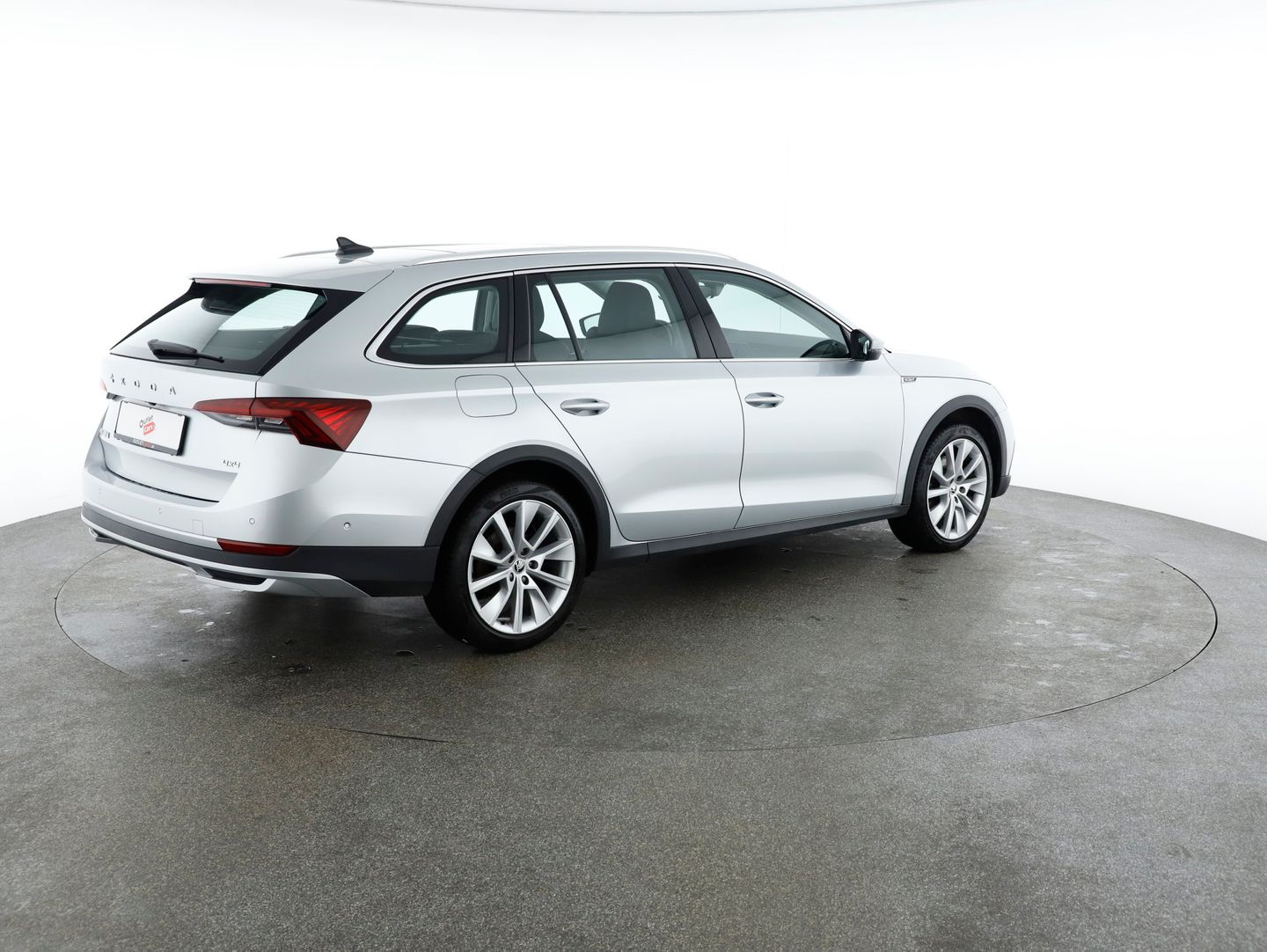 Škoda Octavia Combi 2,0 TDI 4x4 Scout DSG | Bild 5 von 25