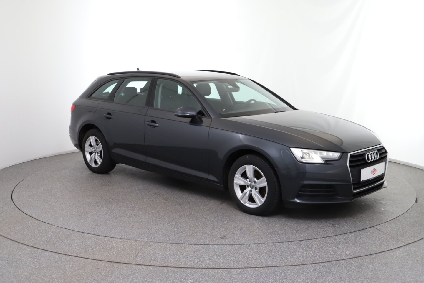 Audi A4 Avant 30 TDI advanced | Bild 7 von 23