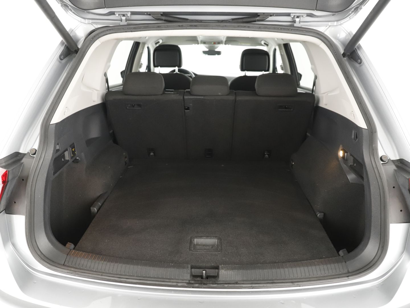 VW Tiguan Allspace Comfortline TDI | Bild 29 von 29