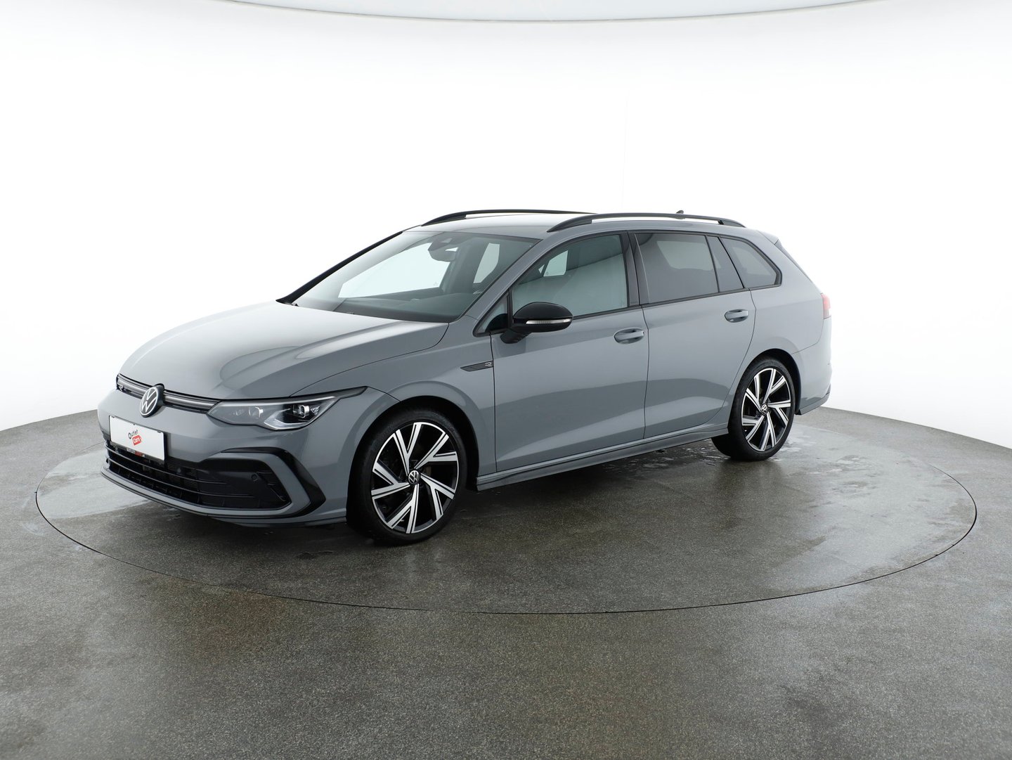 Bild eines VW Golf Variant R-Line TDI DSG