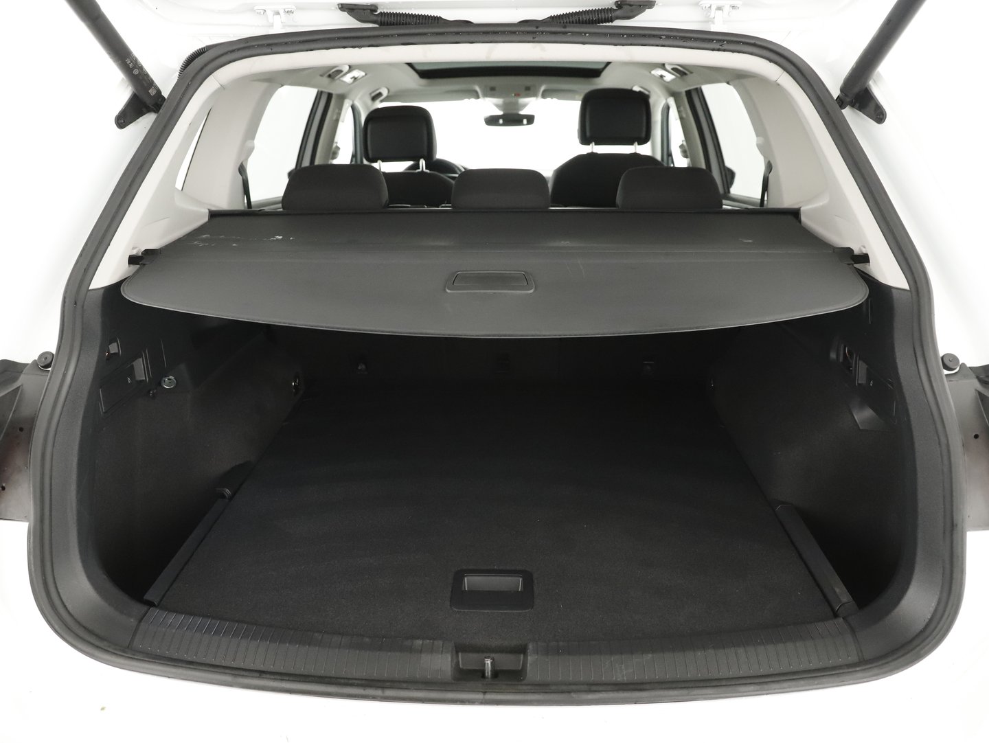 VW Tiguan Allspace Life TDI DSG | Bild 18 von 23