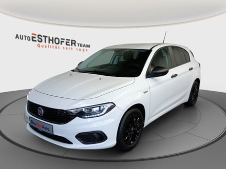 Fiat Tipo  Hatchback Street