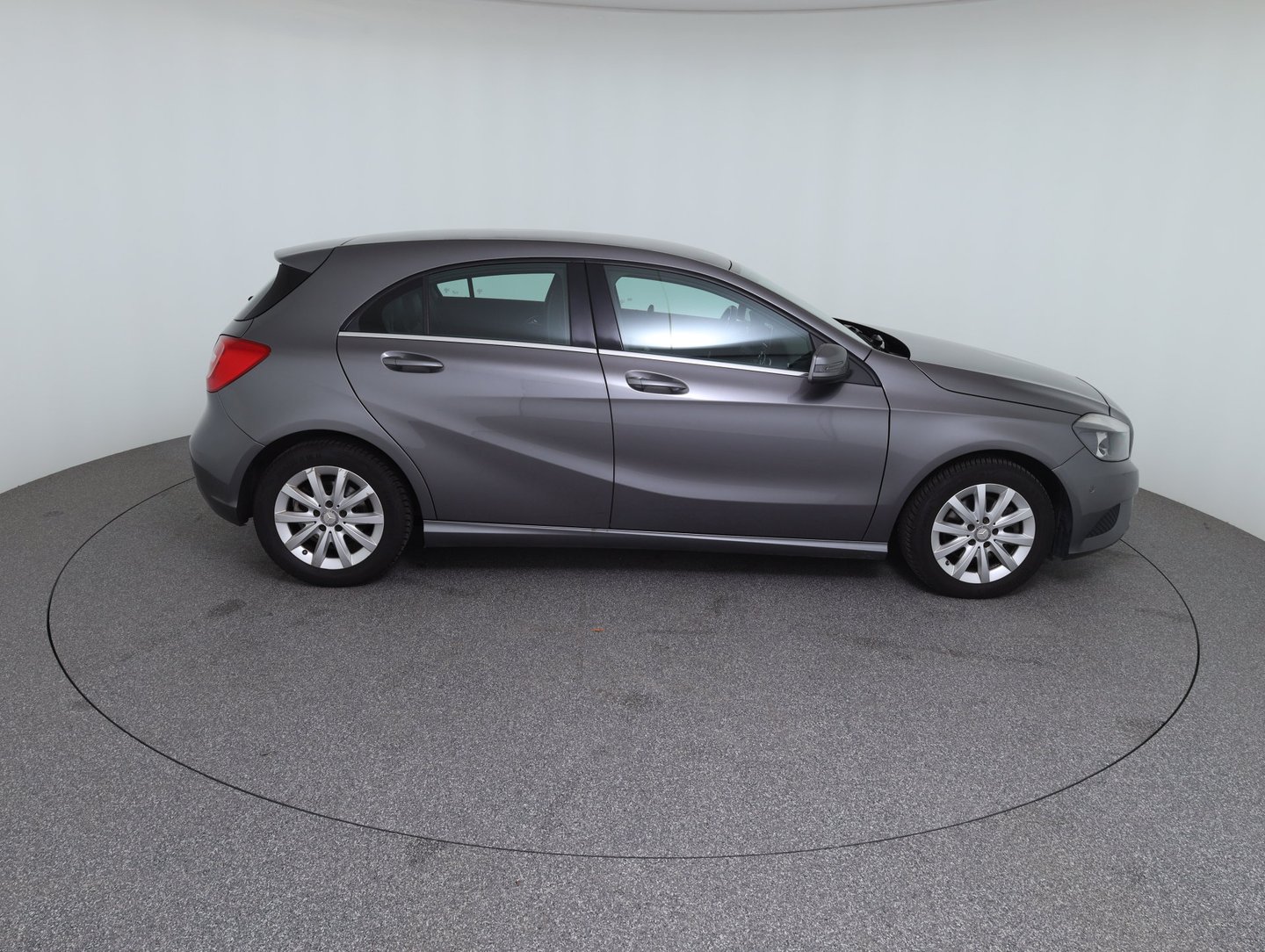 Mercedes A -Klasse A 180 BlueEfficiency | Bild 4 von 14