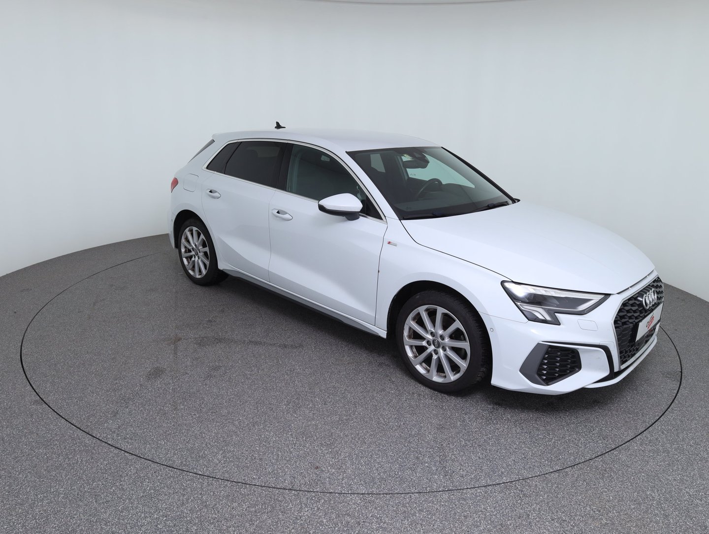 Audi A3 Sportback 40 TFSI e S line | Bild 3 von 14