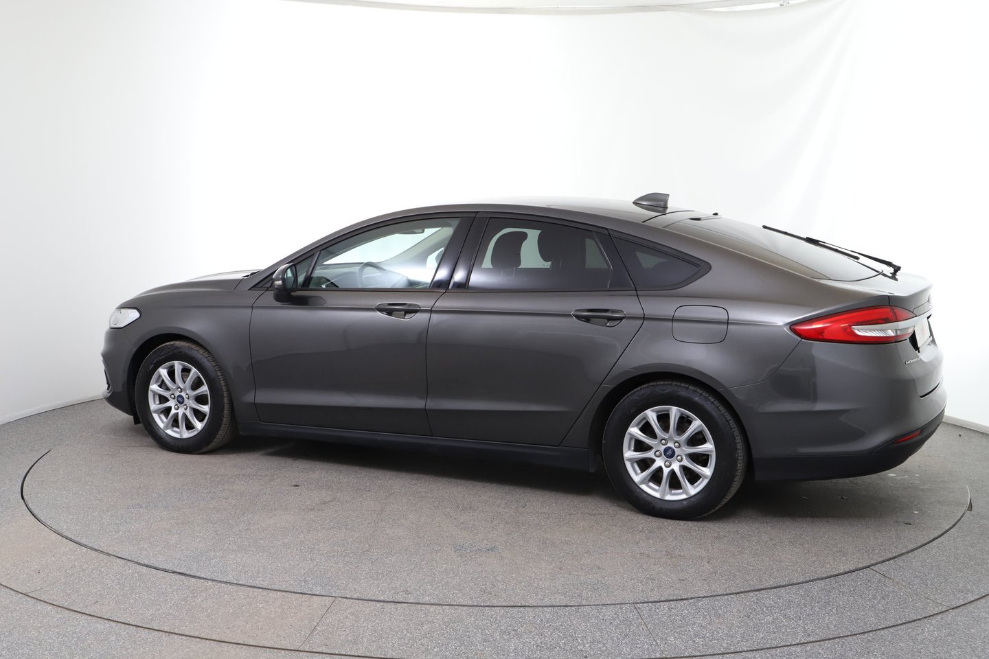 Ford Mondeo Trend 2,0 TDCi | Bild 3 von 28