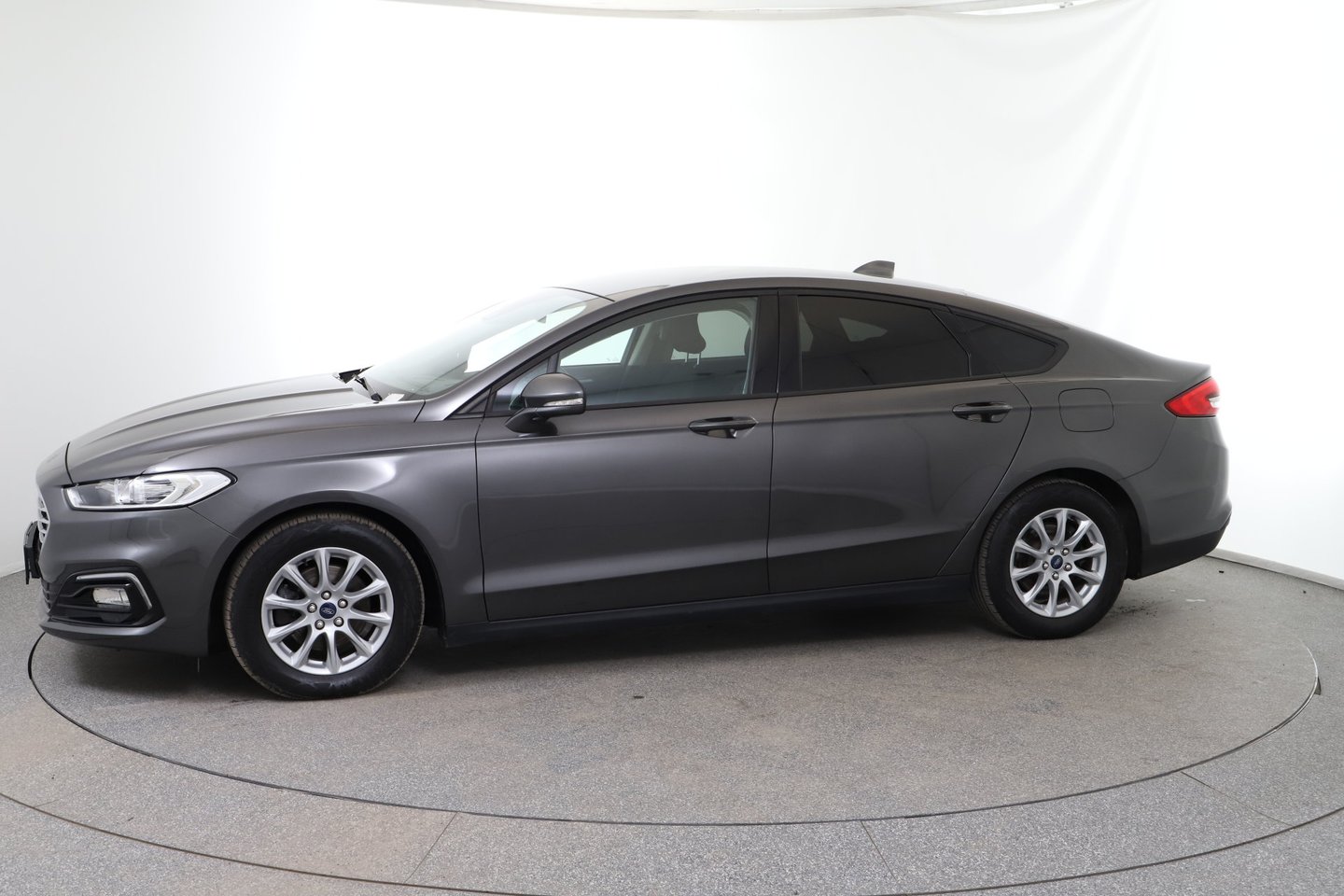 Ford Mondeo Trend 2,0 TDCi | Bild 2 von 28