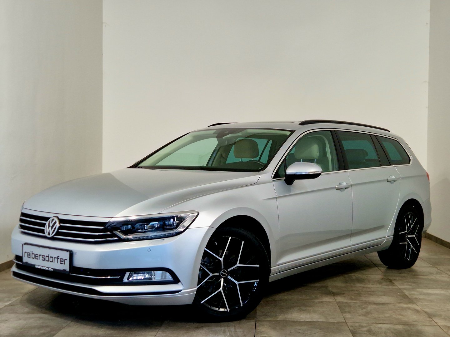 VW Passat Variant