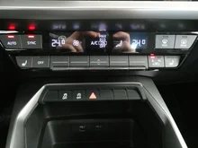 Audi A3 Limousine 35 TFSI advanced ext. in NAVARRABLAU METALLIC