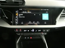 Audi A3 Limousine 35 TFSI advanced ext. in NAVARRABLAU METALLIC