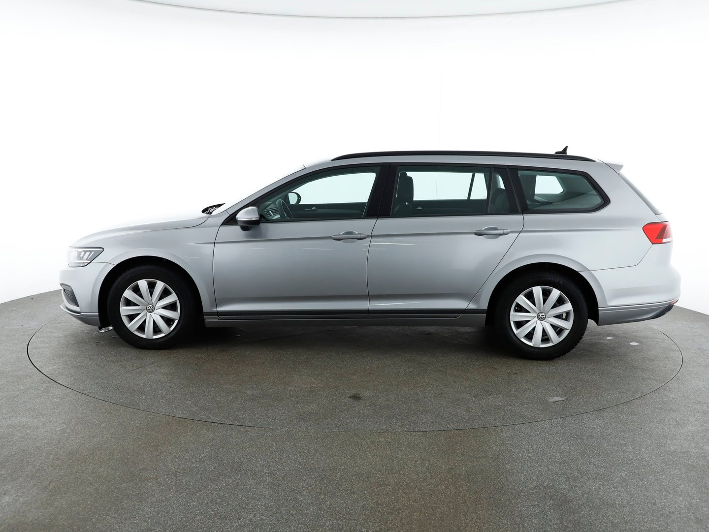 VW Passat Variant TDI SCR DSG | Bild 8 von 22