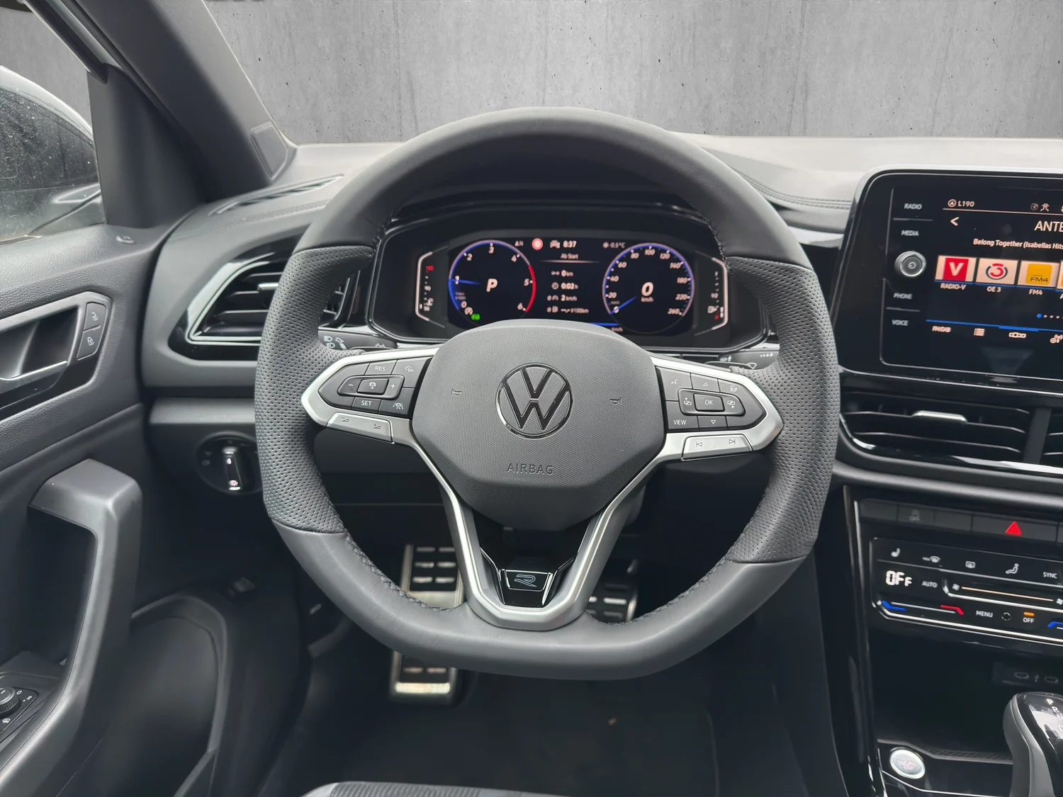 Bild eines T-Roc R-Line TDI DSG