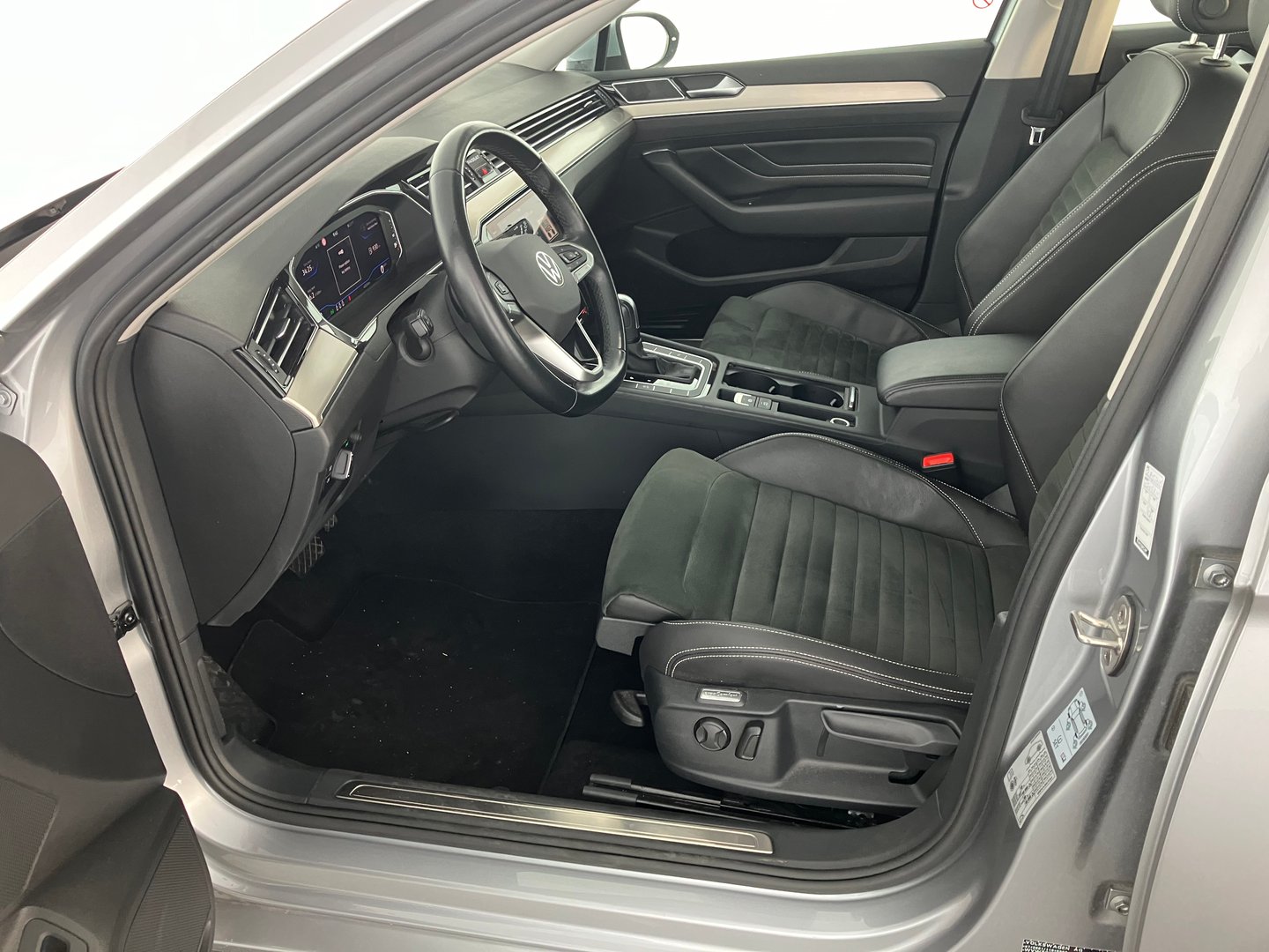 VW Passat Variant Elegance TSI DSG | Bild 3 von 17
