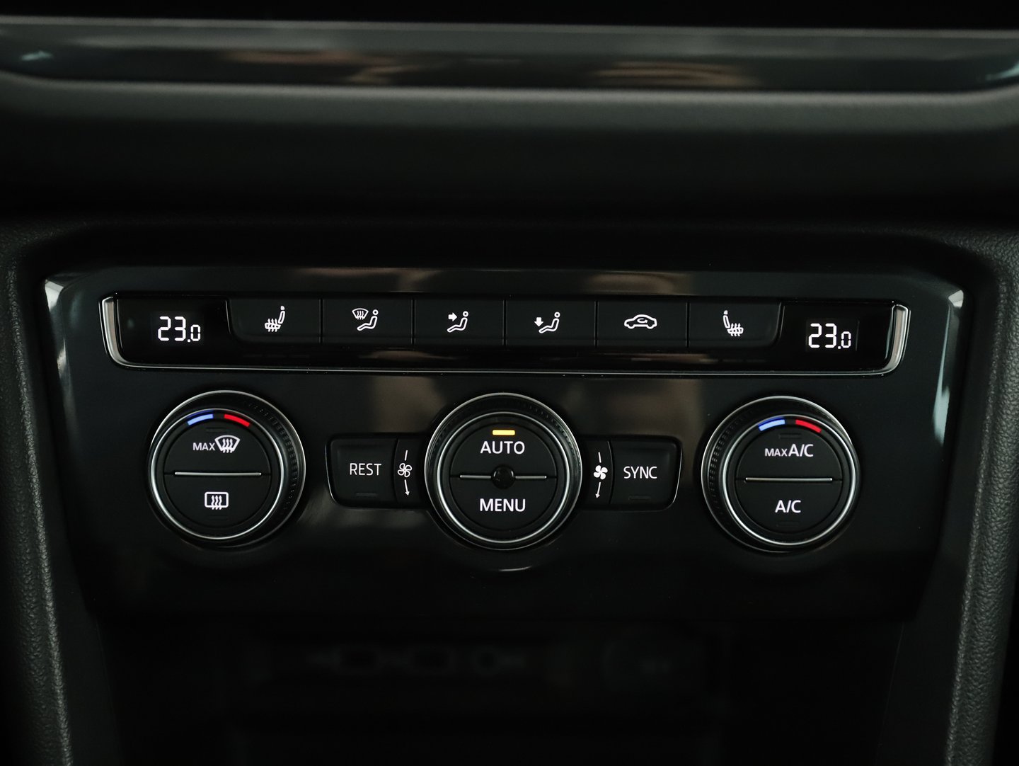 VW Tiguan Highline TDI SCR DSG | Bild 21 von 27