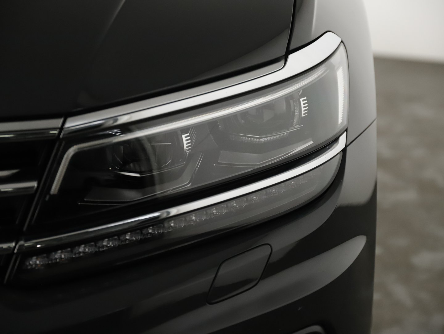 VW Tiguan Highline TDI SCR DSG | Bild 9 von 25