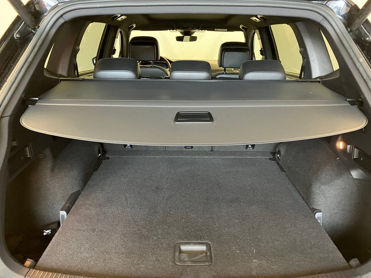 VW Tiguan Allspace Highline TDI DSG | Bild 29 von 29