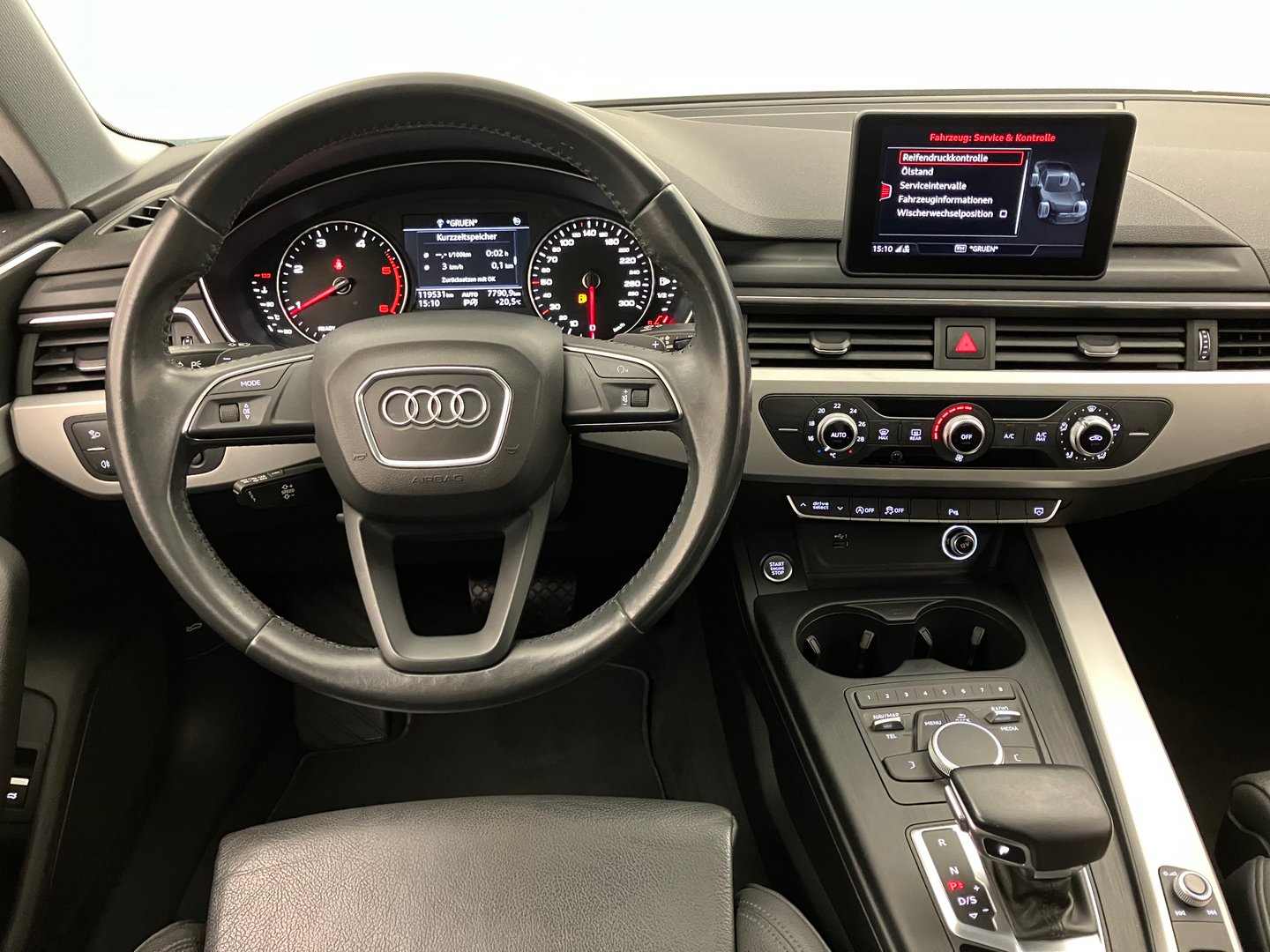 Audi A4 Limousine 30 TDI | Bild 11 von 28