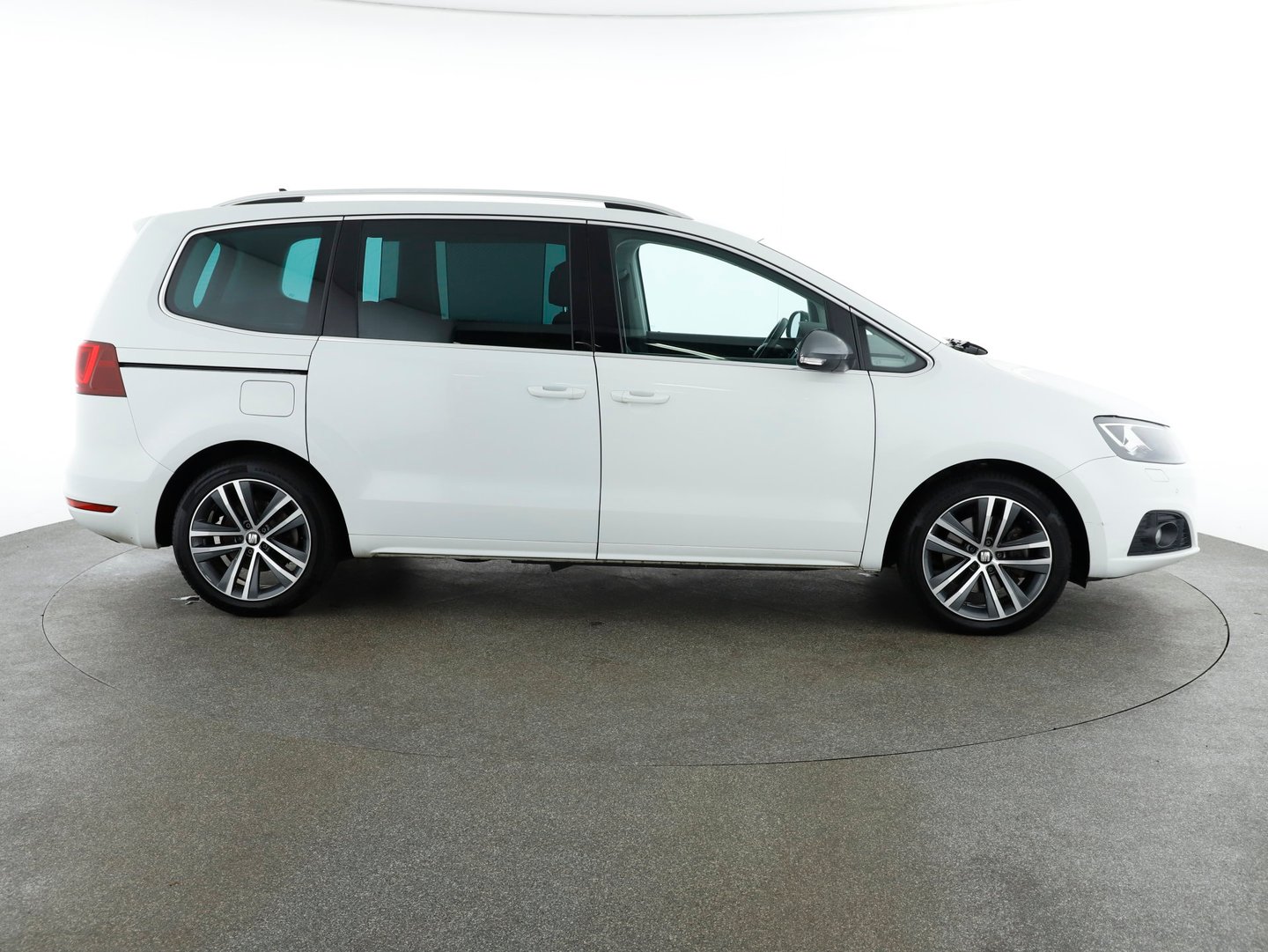 SEAT Alhambra Business 2,0 TDI CR | Bild 6 von 29