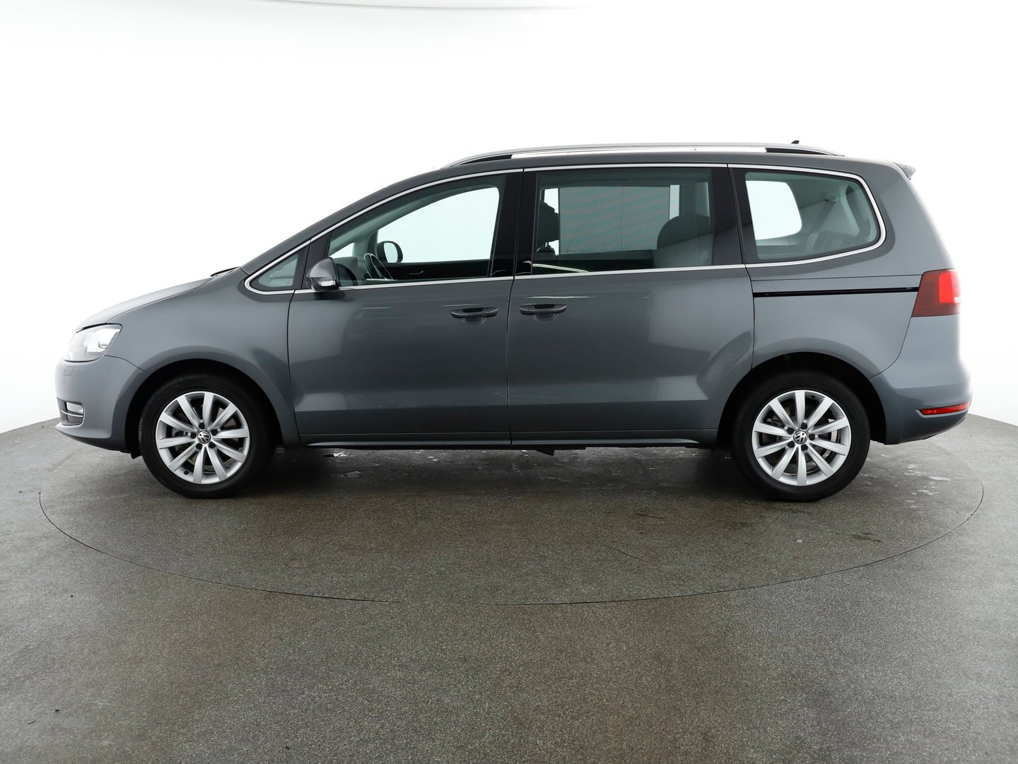 VW Sharan Business+ TDI SCR DSG 5-Sitzer | Bild 8 von 23