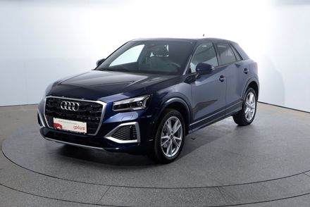 Audi Q2 35 TFSI admired